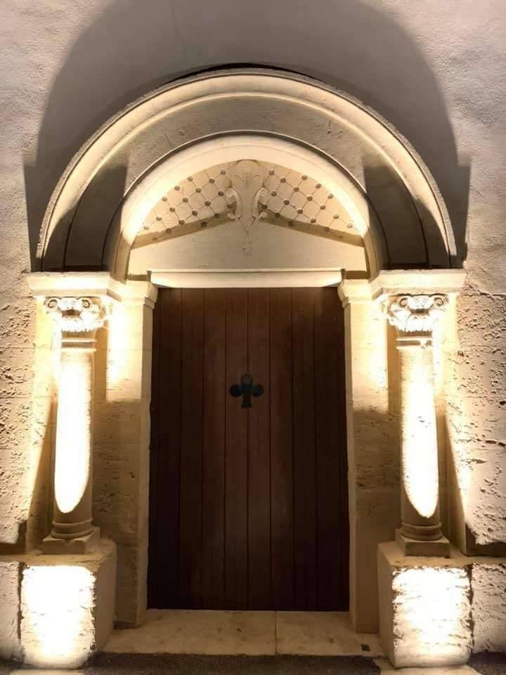 Porte d'église